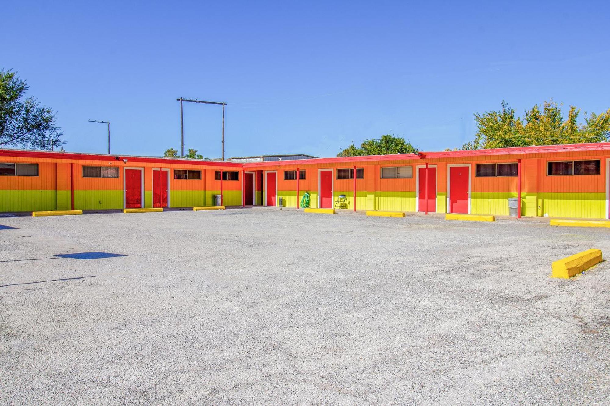 Wheeler Inn Texas, Us - 83 By Oyo Exterior photo